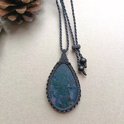 Moss Agate Macrame Necklace | Pendant size 5.7 cm