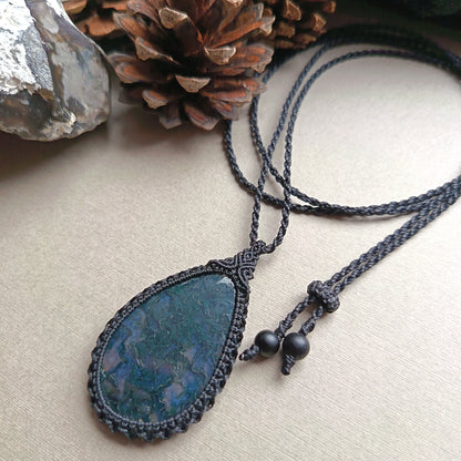 Moss Agate Macrame Necklace | Pendant size 5.7 cm