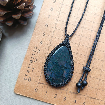 Moss Agate Macrame Necklace | Pendant size 5.7 cm