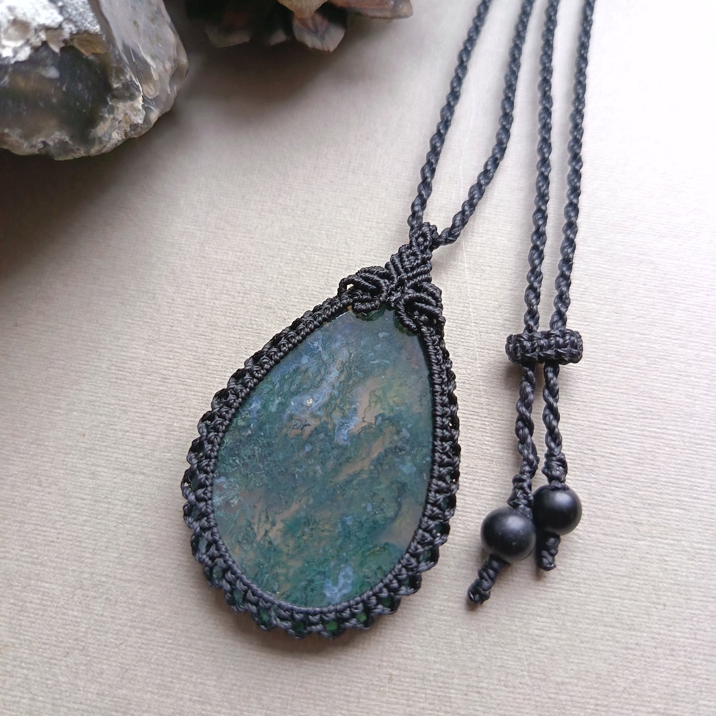 Moss Agate Macrame Necklace | Pendant size 5.5 cm