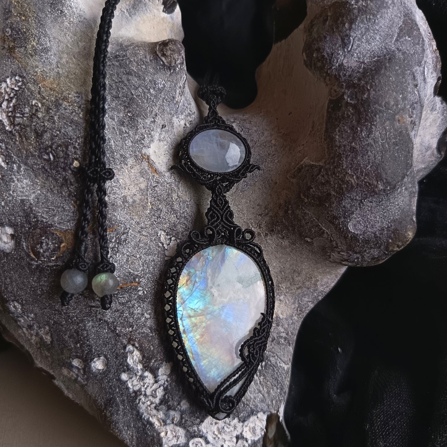 Moonstone Macrame Necklace | Pendant size 9.5 cm