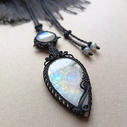 Moonstone Macrame Necklace | Pendant size 9.5 cm