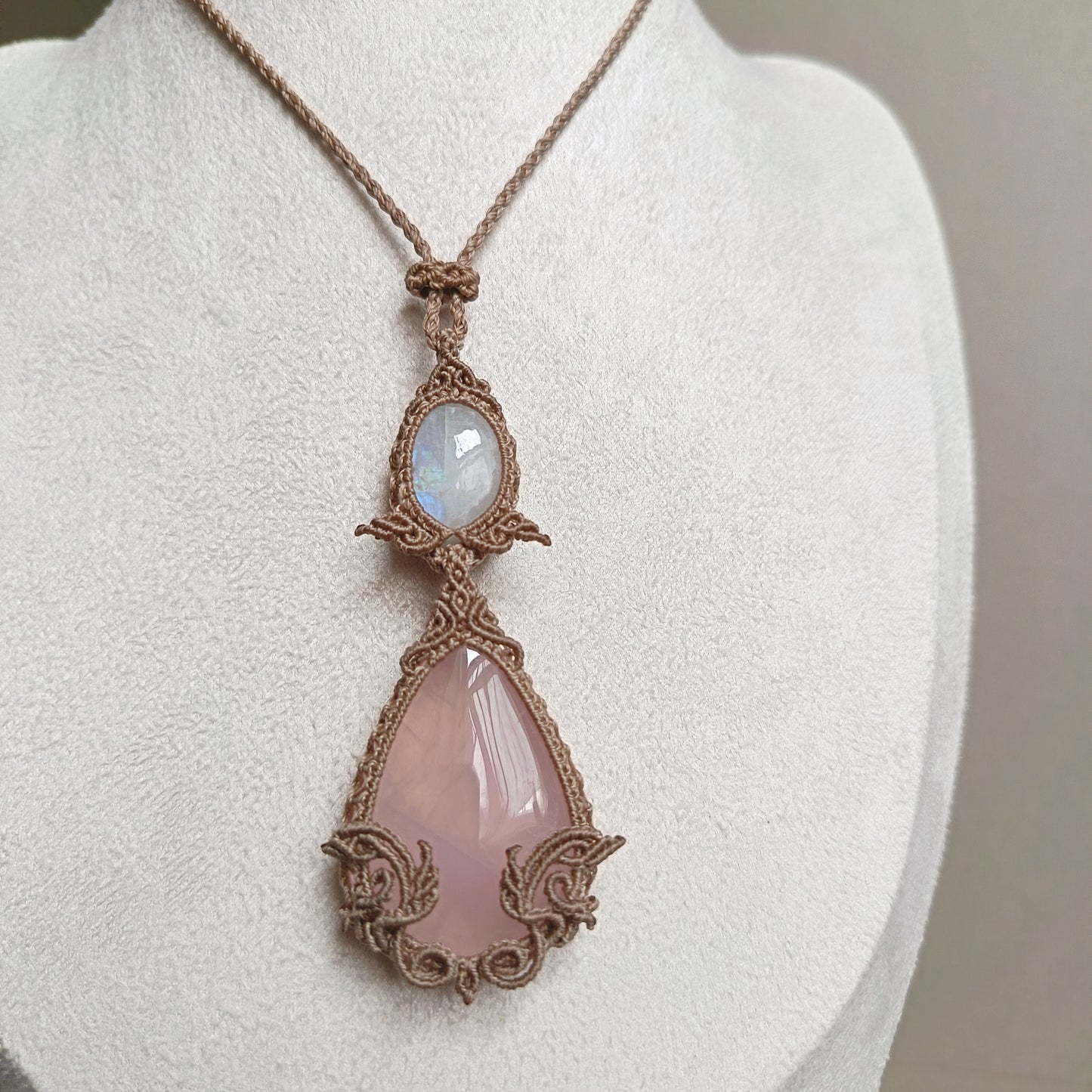 Rose Quartz Moonstone Macrame Necklace | Pendant size 8 cm