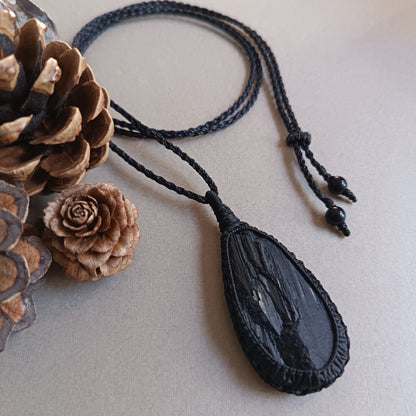 Black Tourmaline Macrame Necklace | Pendant size 6.5 cm