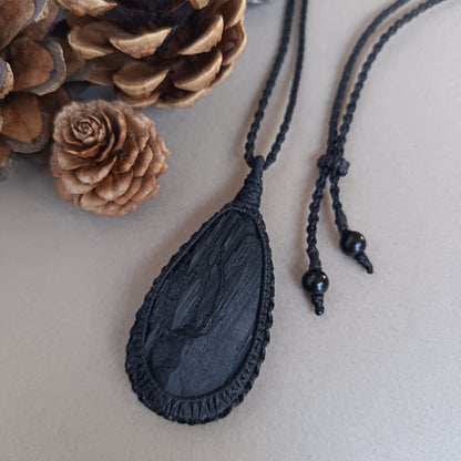 Black Tourmaline Macrame Necklace | Pendant size 6.5 cm