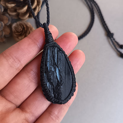 Black Tourmaline Macrame Necklace | Pendant size 6.5 cm