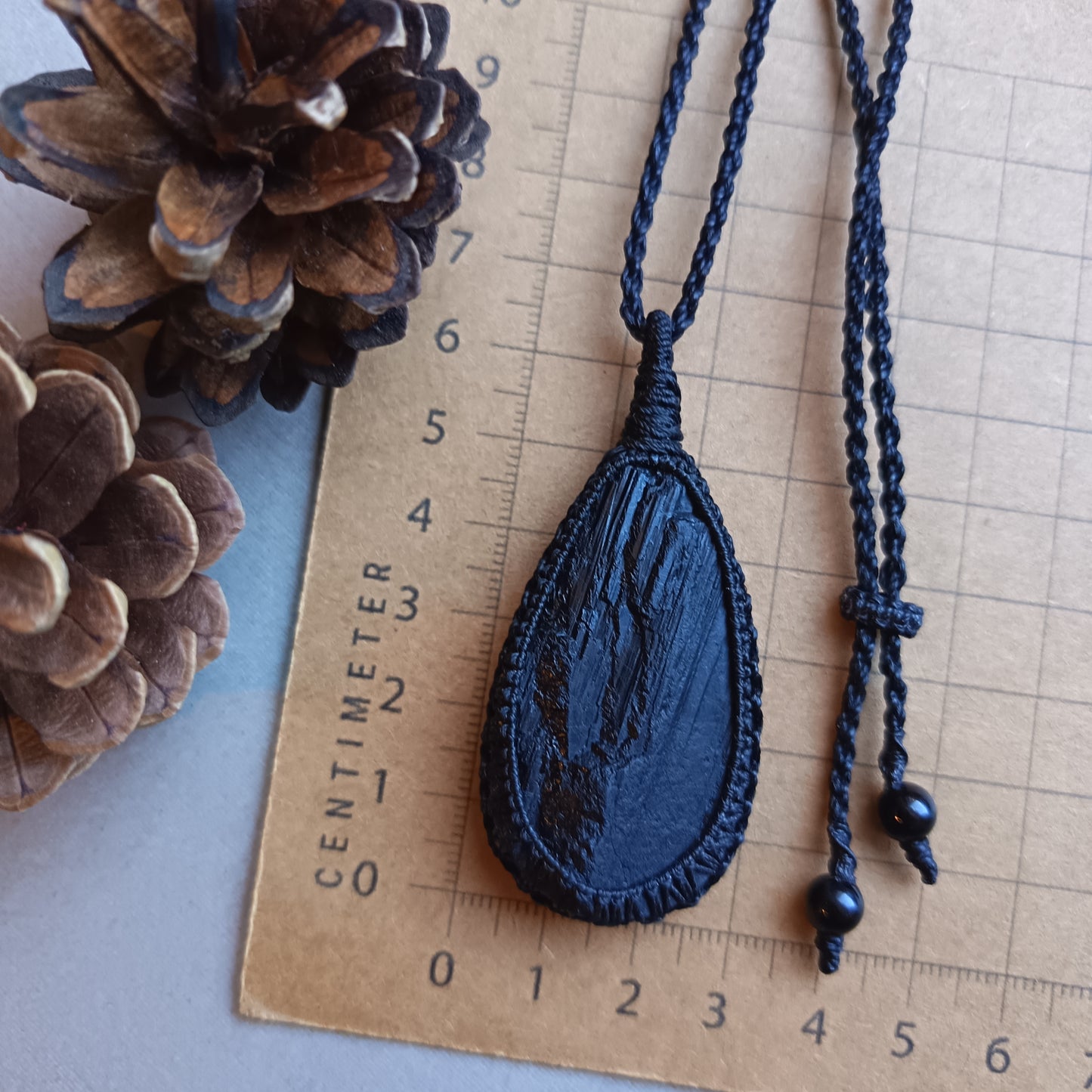 Black Tourmaline Macrame Necklace | Pendant size 6.5 cm
