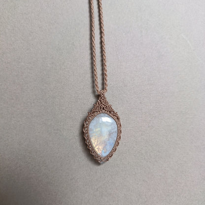 Moonstone Macrame Necklace | Pendant size 4.5 cm