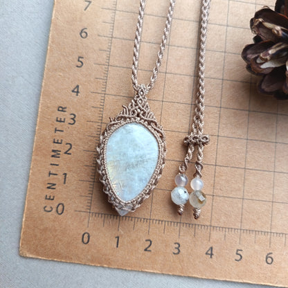 Moonstone Macrame Necklace | Pendant size 4.5 cm