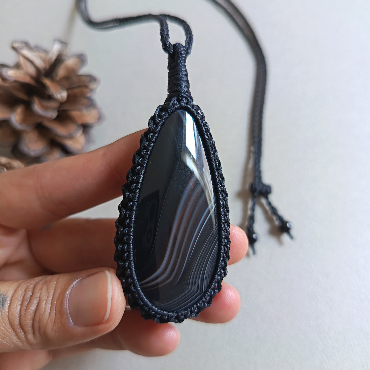 Onyx Macrame Necklace | Pendant size 8 cm