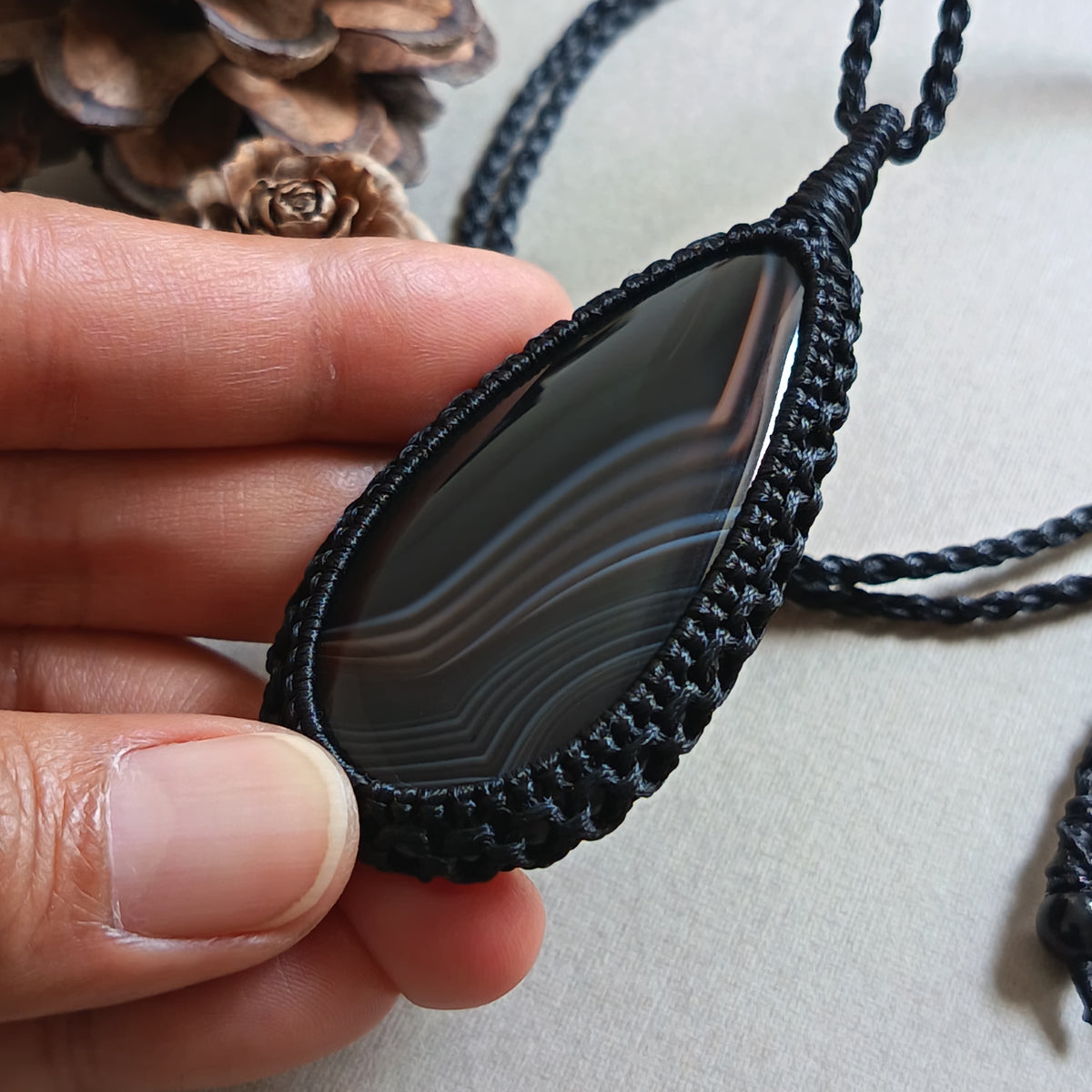 Onyx Macrame Necklace | Pendant size 8 cm