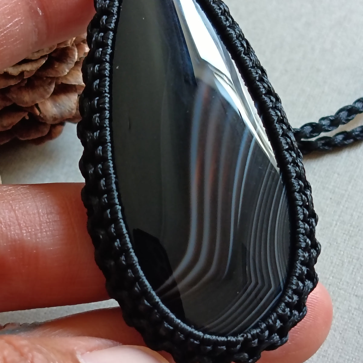 Onyx Macrame Necklace | Pendant size 8 cm