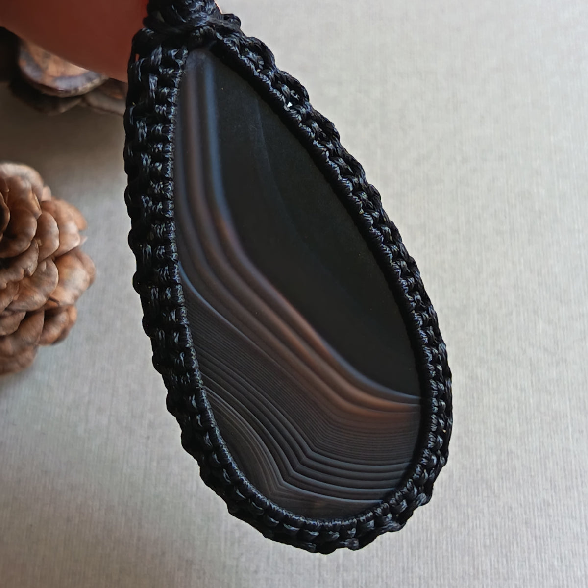 Onyx Macrame Necklace | Pendant size 8 cm