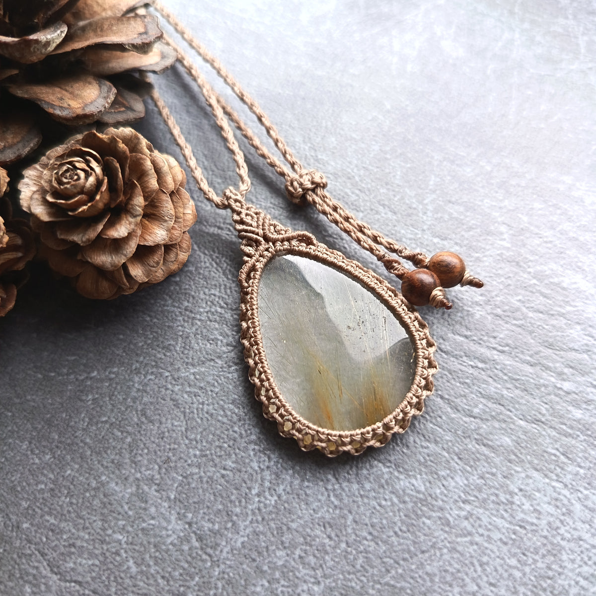 Golden Rutile Quartz Macrame Necklace | Pendant size 5 cm