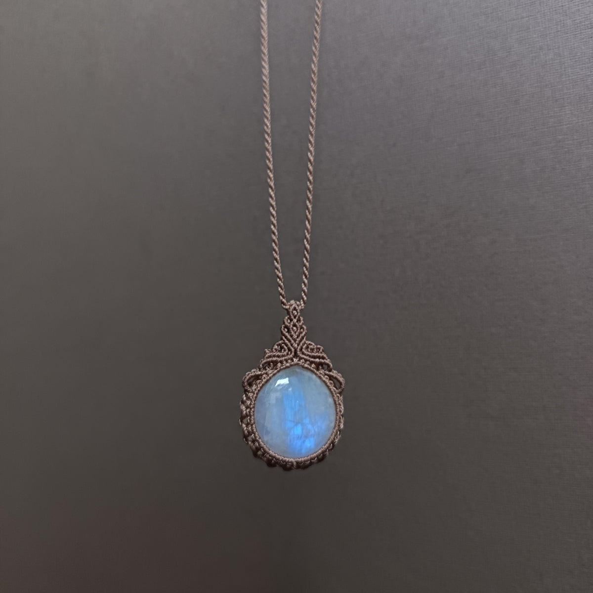 Moonstone Macrame Necklace | Pendant size 3.5 cm