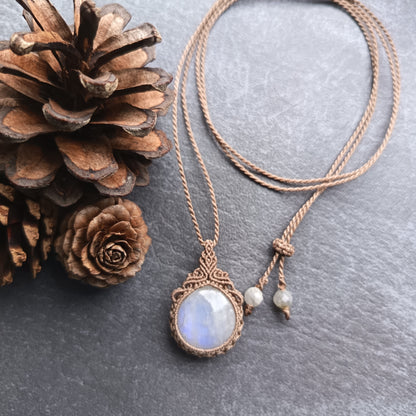 Moonstone Macrame Necklace | Pendant size 3.5 cm