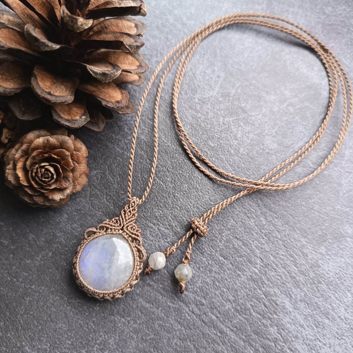 Moonstone Macrame Necklace | Pendant size 3.5 cm
