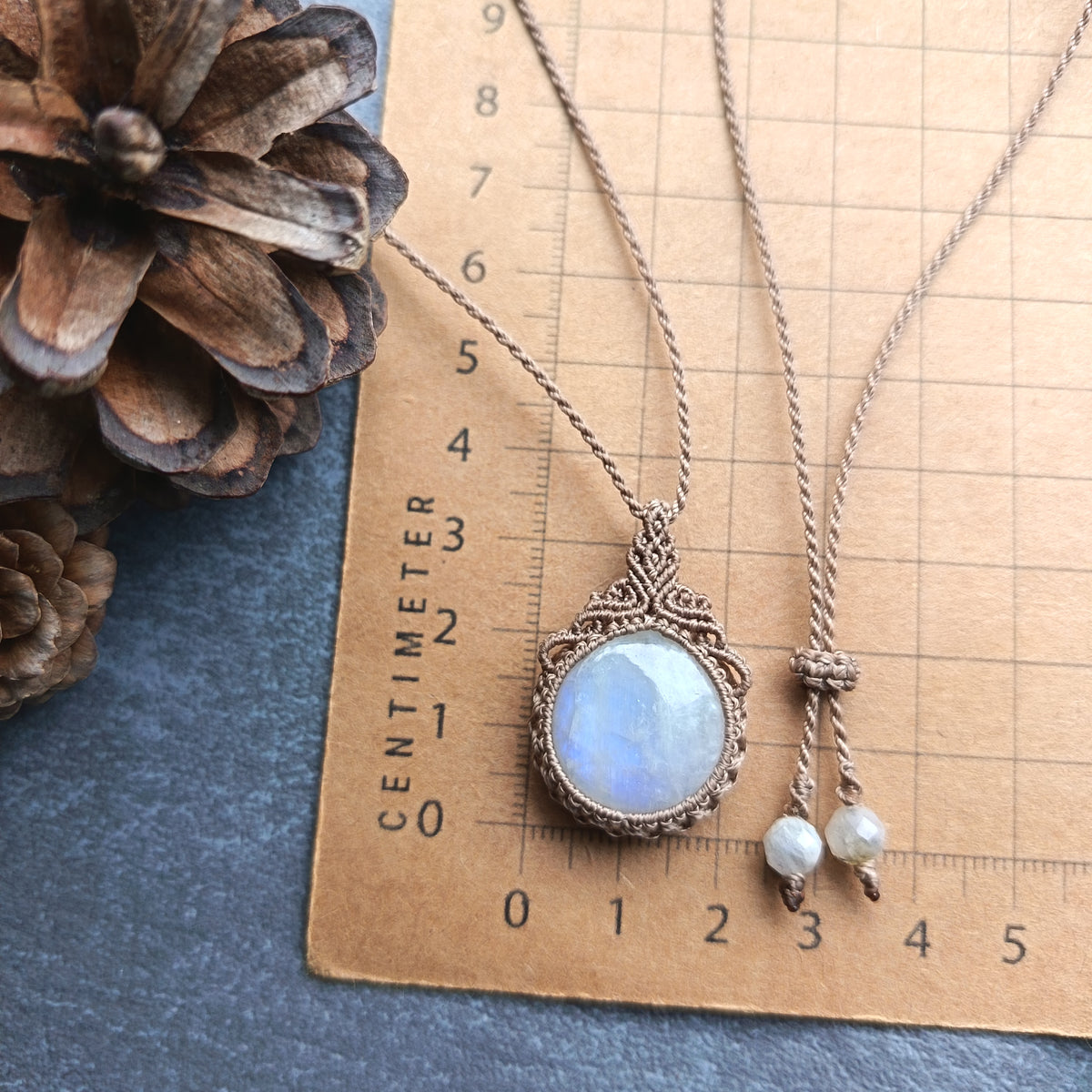 Moonstone Macrame Necklace | Pendant size 3.5 cm