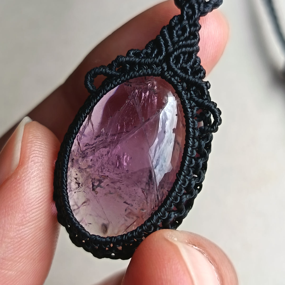 Amethyst Macrame Necklace | Pendant size 4 cm