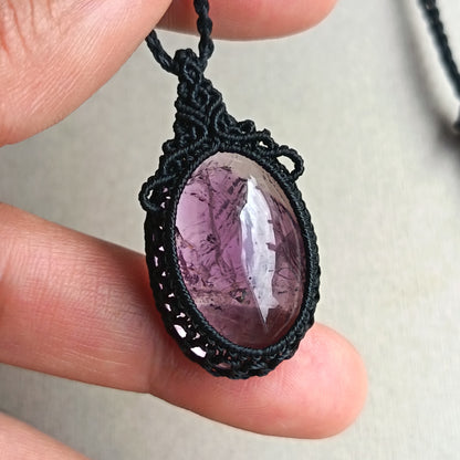 Amethyst Macrame Necklace | Pendant size 4 cm