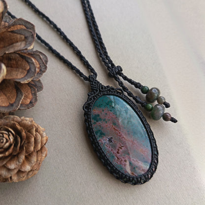 Bloodstone Macrame Necklace | Pendant size 6 cm