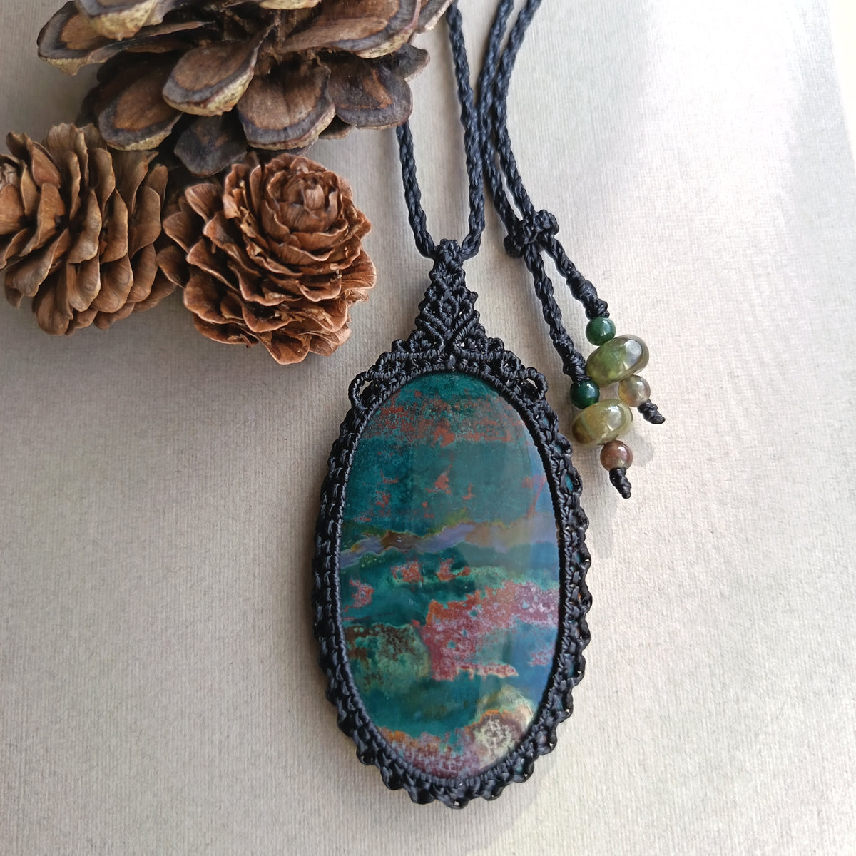 Bloodstone Macrame Necklace | Pendant size 7.5 cm