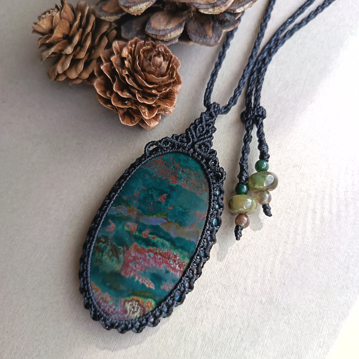 Bloodstone Macrame Necklace | Pendant size 7.5 cm