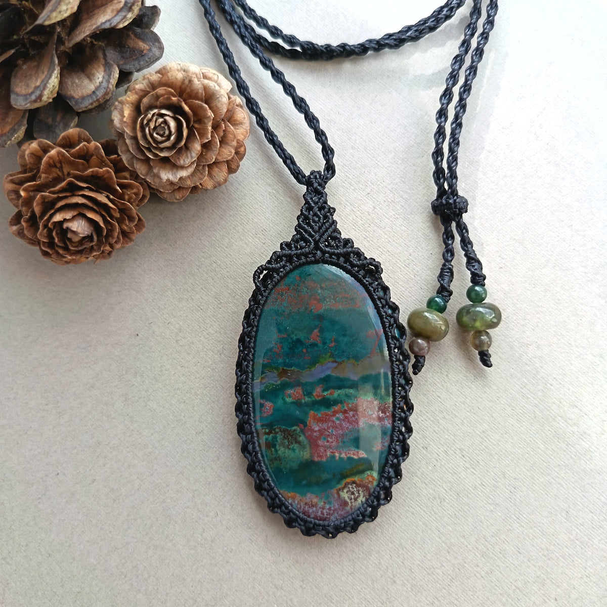 Bloodstone Macrame Necklace | Pendant size 7.5 cm