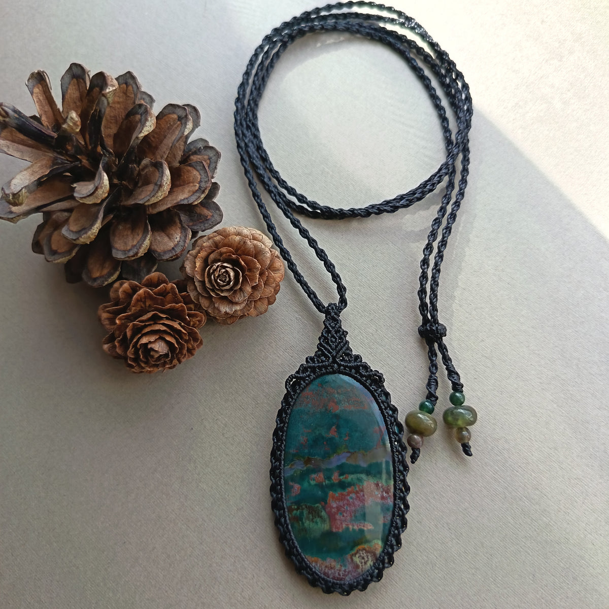Bloodstone Macrame Necklace | Pendant size 7.5 cm