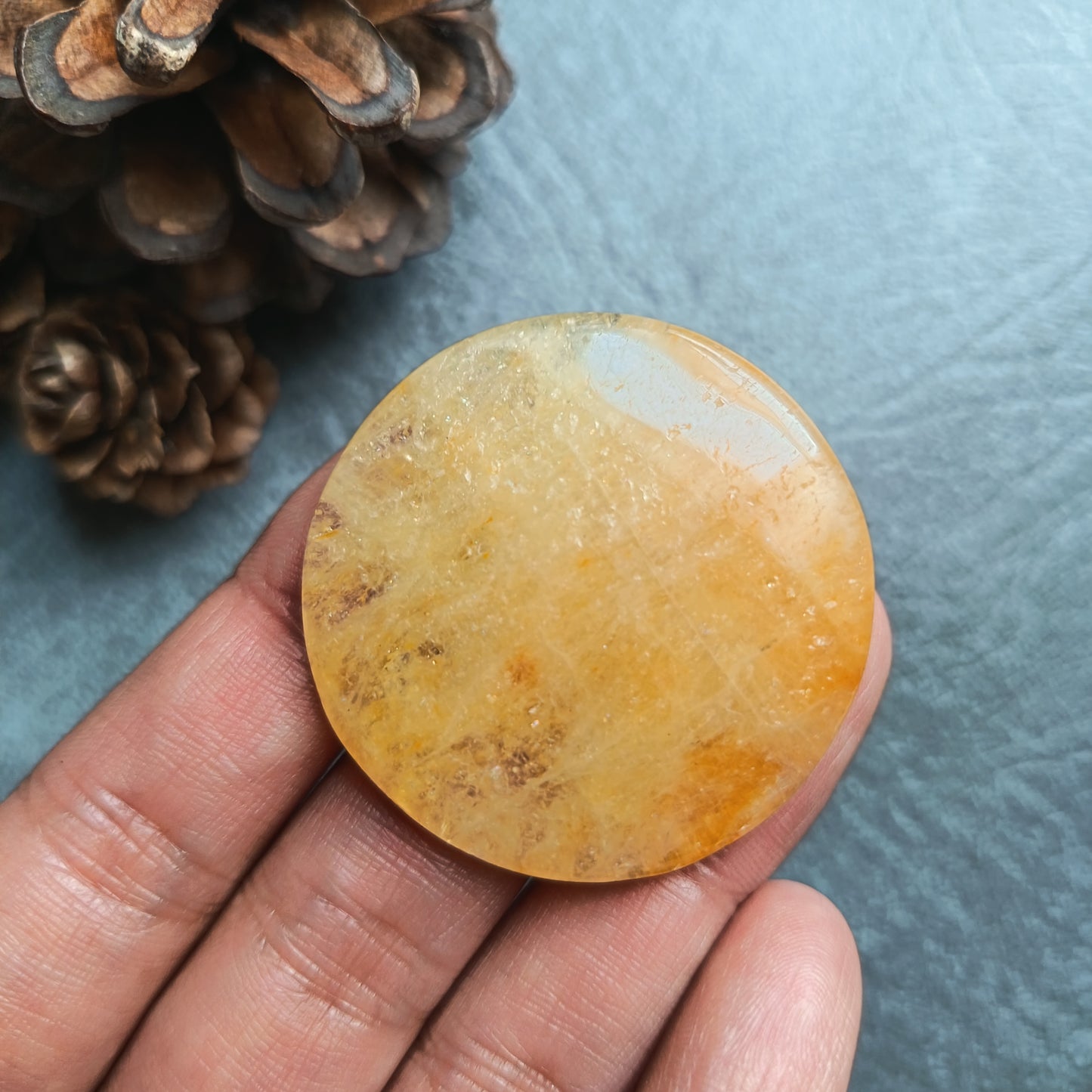 Macrame wrapped stone - Yellow Beryl (Heliodor) | The Sun