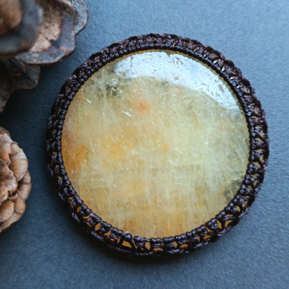 Macrame wrapped stone - Yellow Beryl (Heliodor) | The Sun