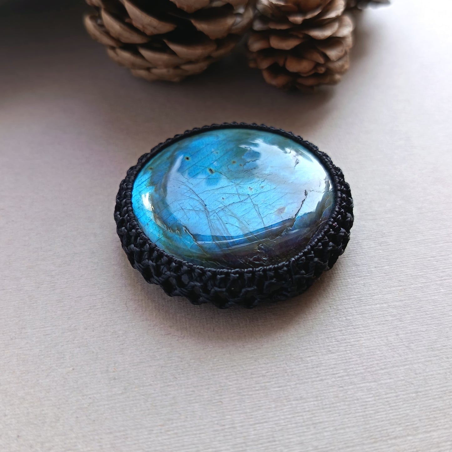Macrame wrapped stone - Labradorite | Dusk till Dawn