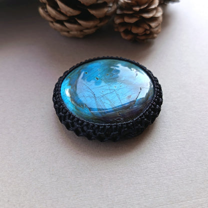 Macrame wrapped stone - Labradorite | Dusk till Dawn
